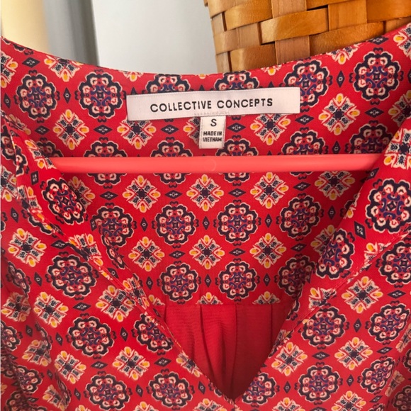 Collective Concepts Dress - Picture 2 of 5